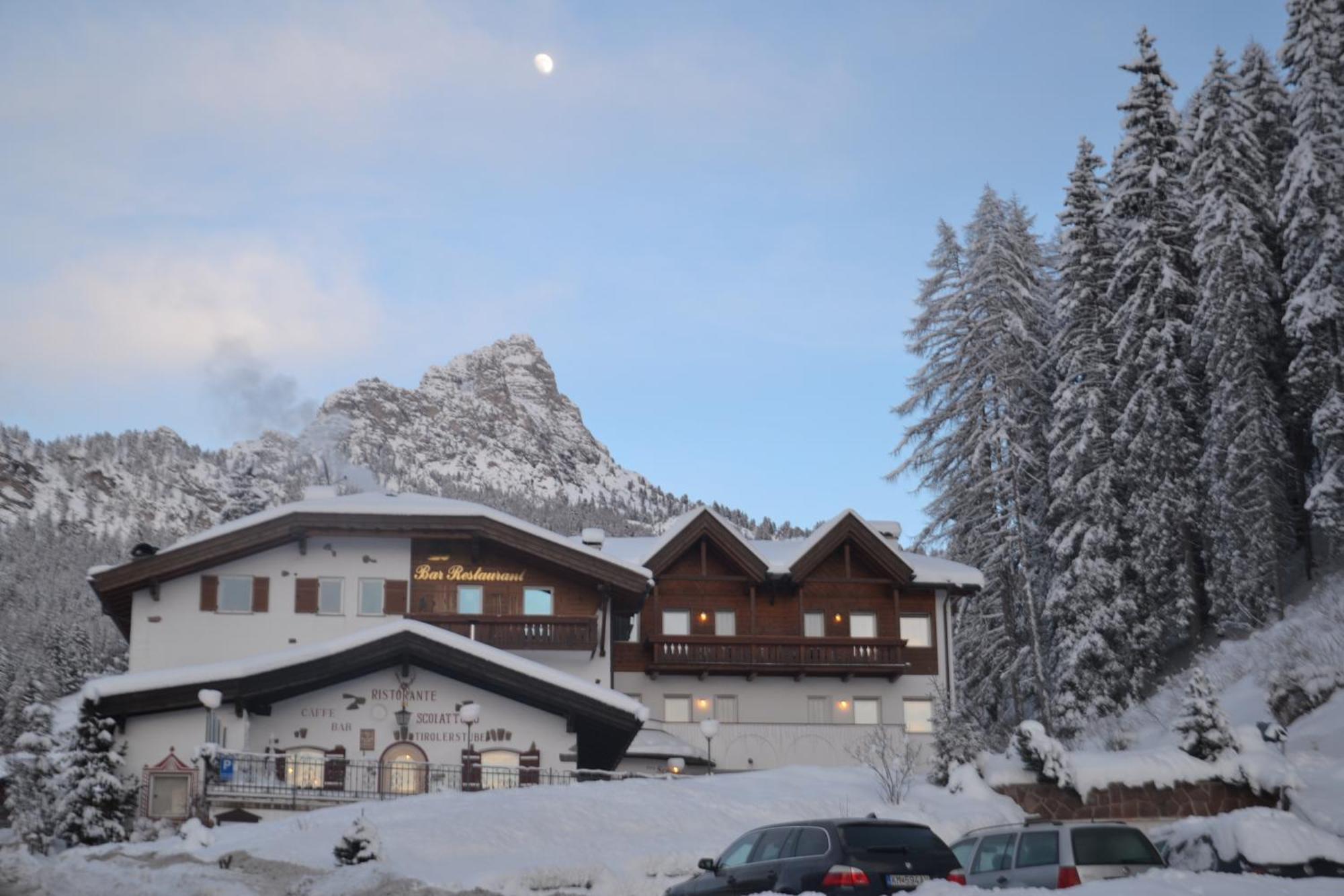 Hotel Scoiattolo Selva di Val Gardena Exteriér fotografie