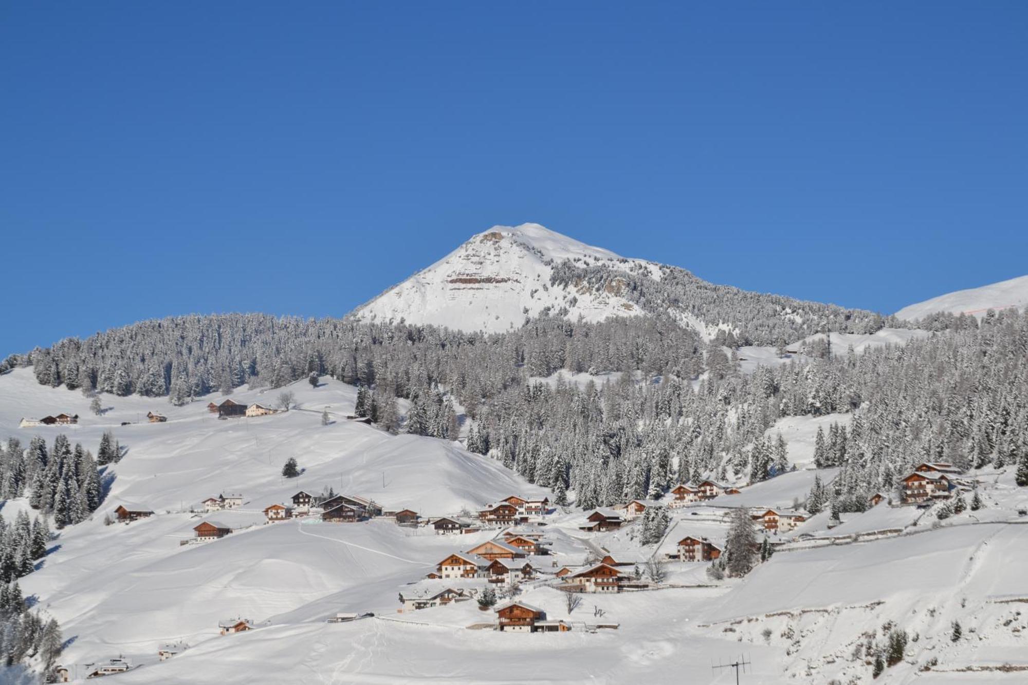 Hotel Scoiattolo Selva di Val Gardena Exteriér fotografie