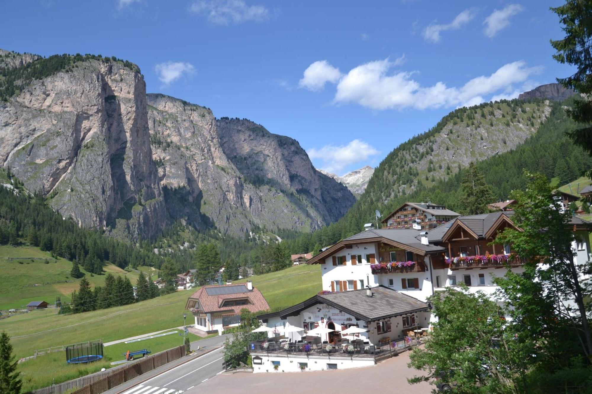 Hotel Scoiattolo Selva di Val Gardena Exteriér fotografie