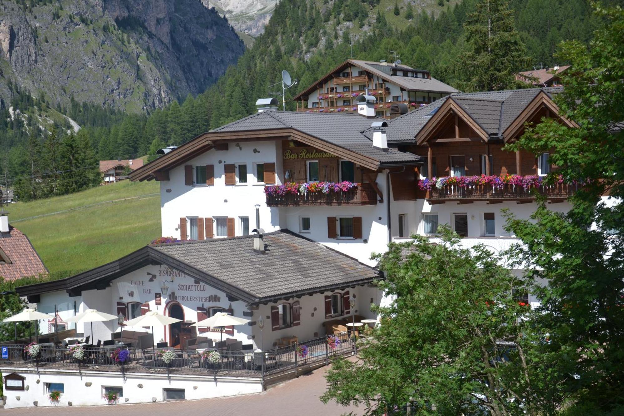 Hotel Scoiattolo Selva di Val Gardena Exteriér fotografie
