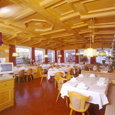 Hotel Scoiattolo Selva di Val Gardena Exteriér fotografie